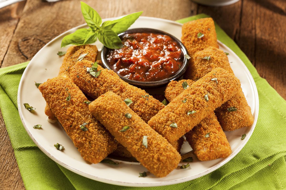 mozzarella-sticks-opskrift