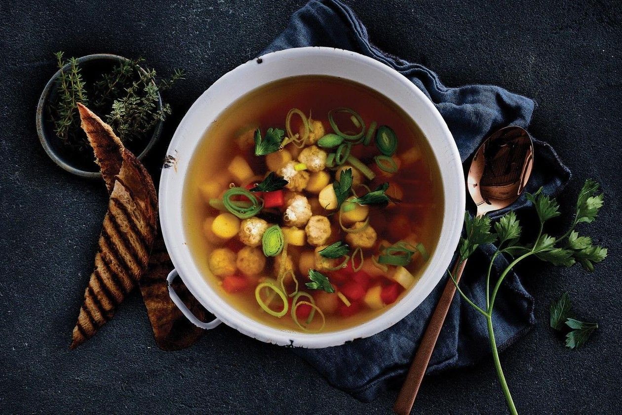 oksekoedssuppe-opskrift
