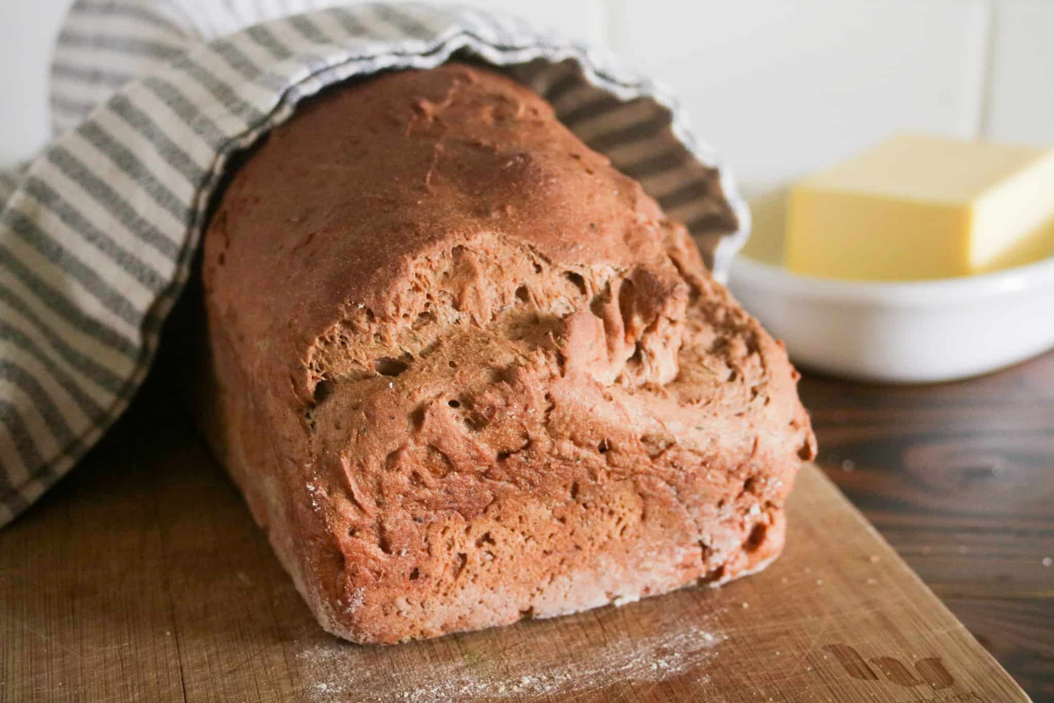 glutenfri-rugbroed-opskrift