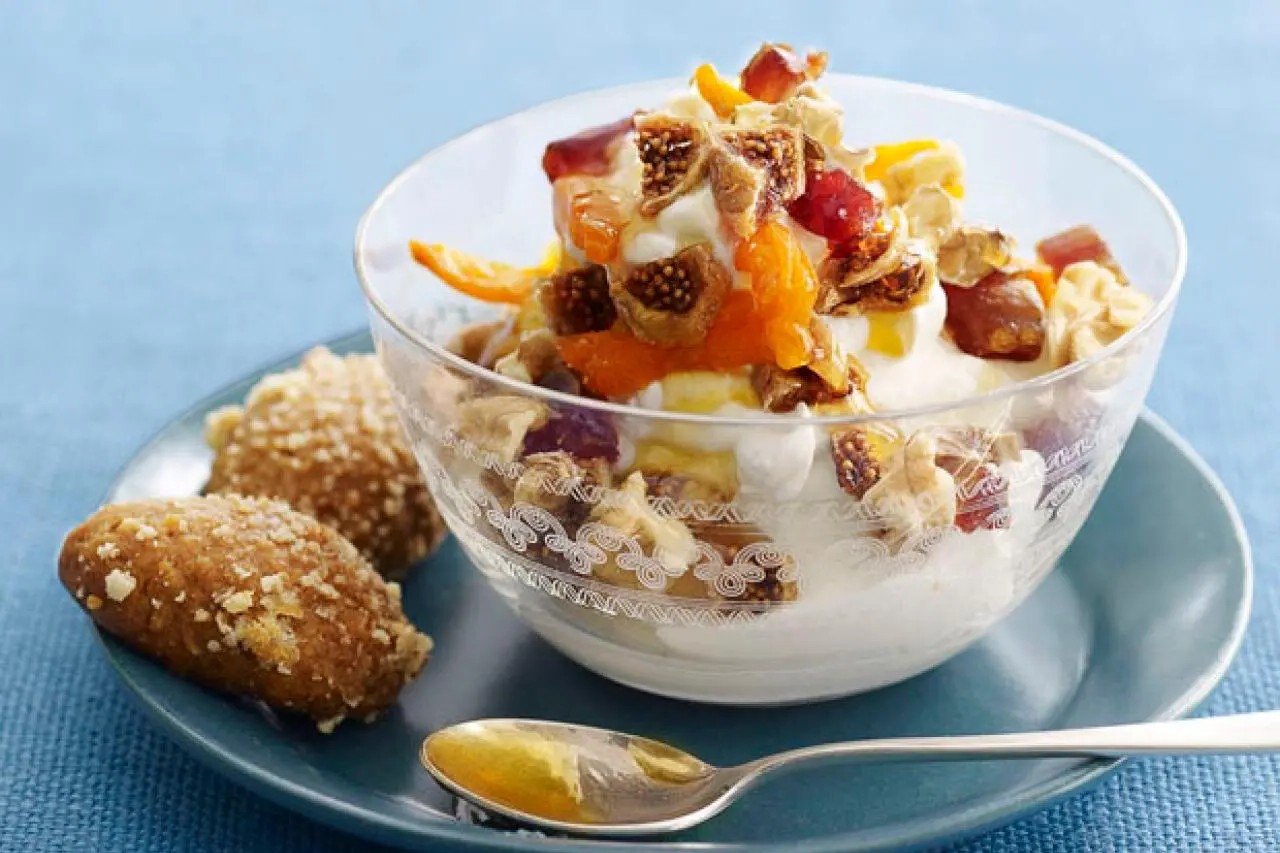 graesk-yoghurt-opskrift