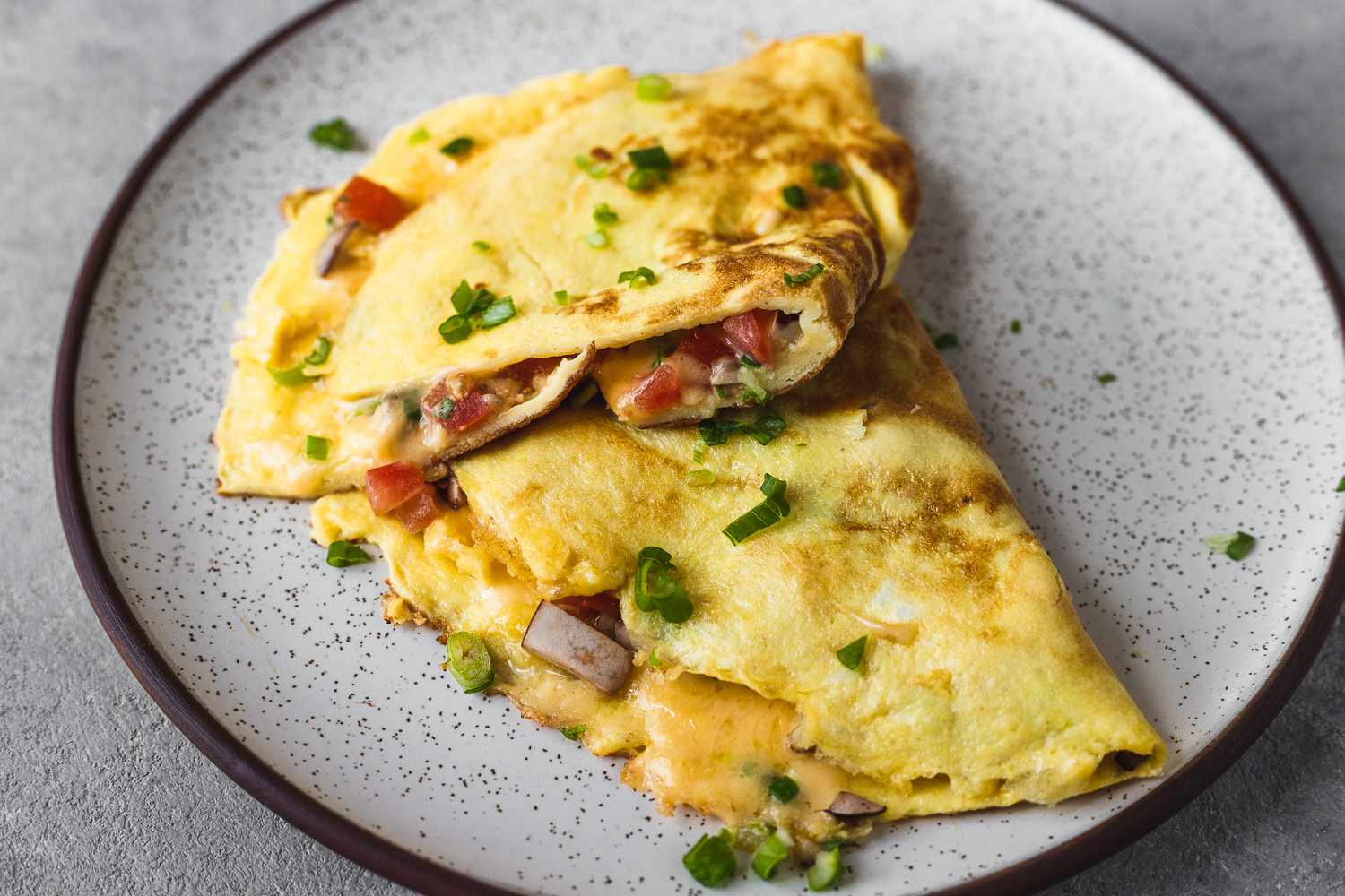 omelet-med-groentsager-opskrift