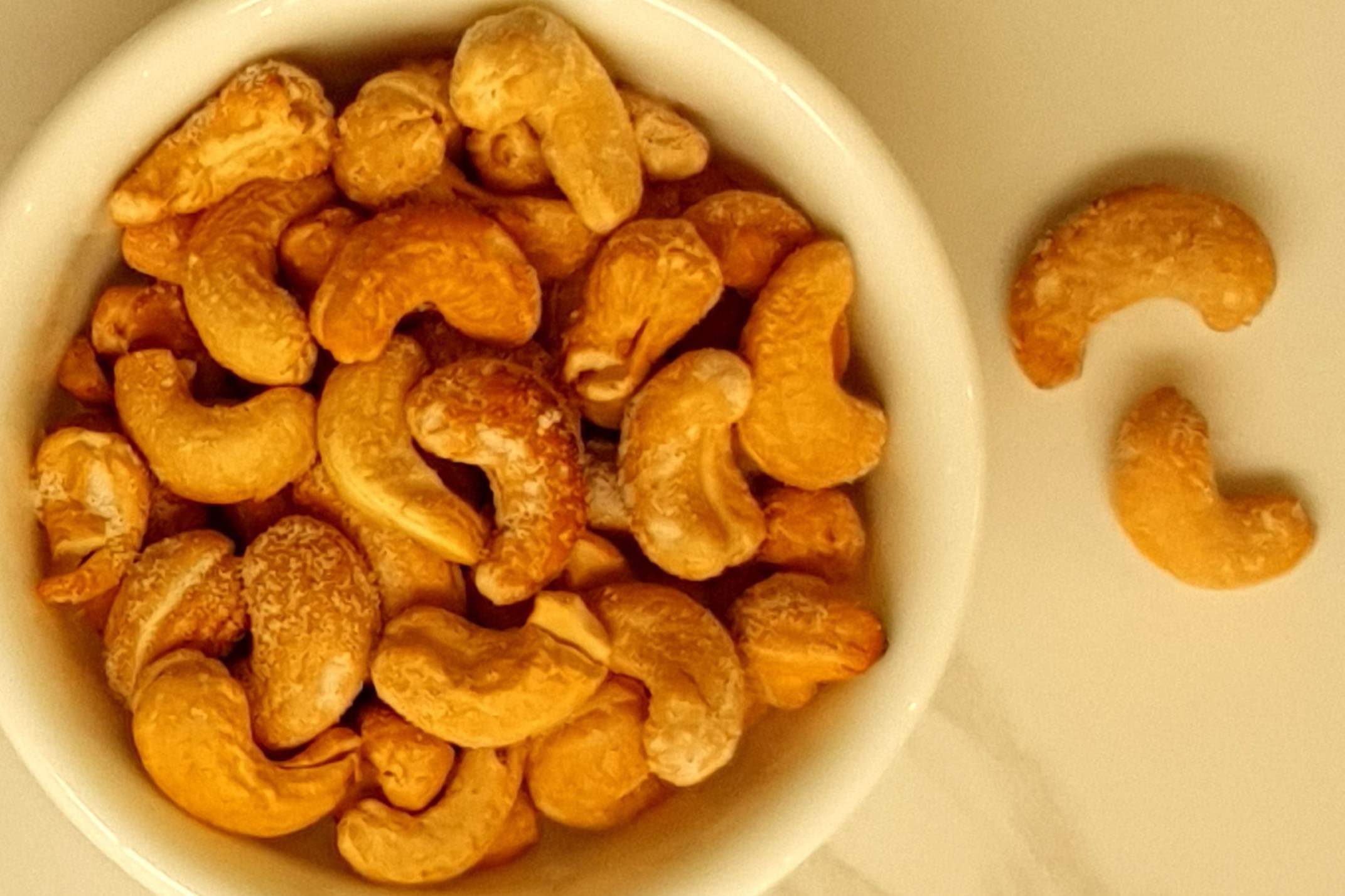 saltede-cashewnoedder-opskrift