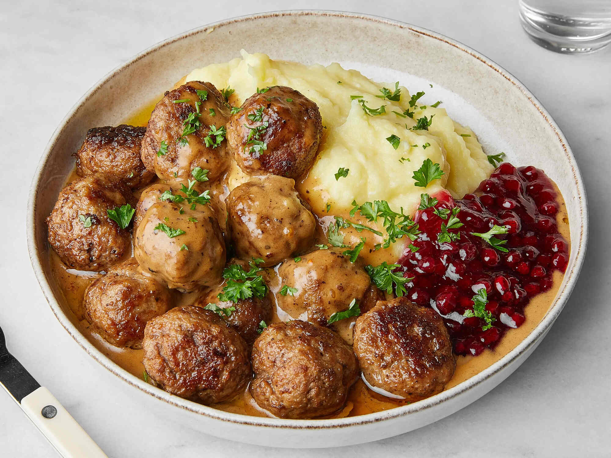 svenske-koedboller-opskrift